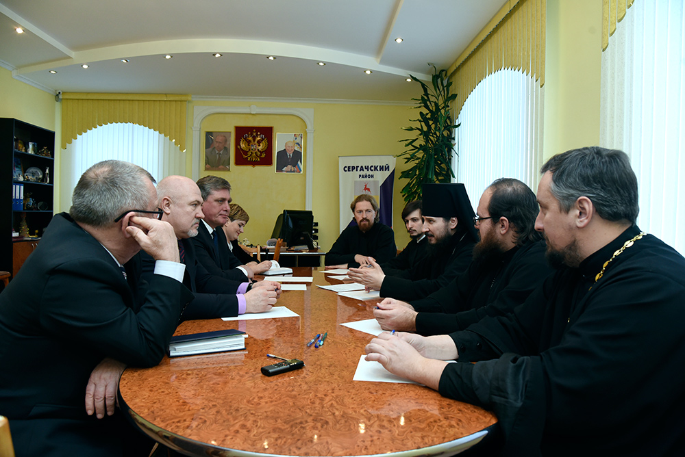 18 января 2017 г. епископ Силуан встретился с главами Сергачского района