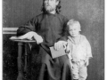 1-Священник-Владимир-Юшков,-с-сыном-Серафимом